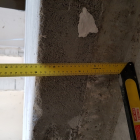 Zbyt wysoki stopień biegu schodowego